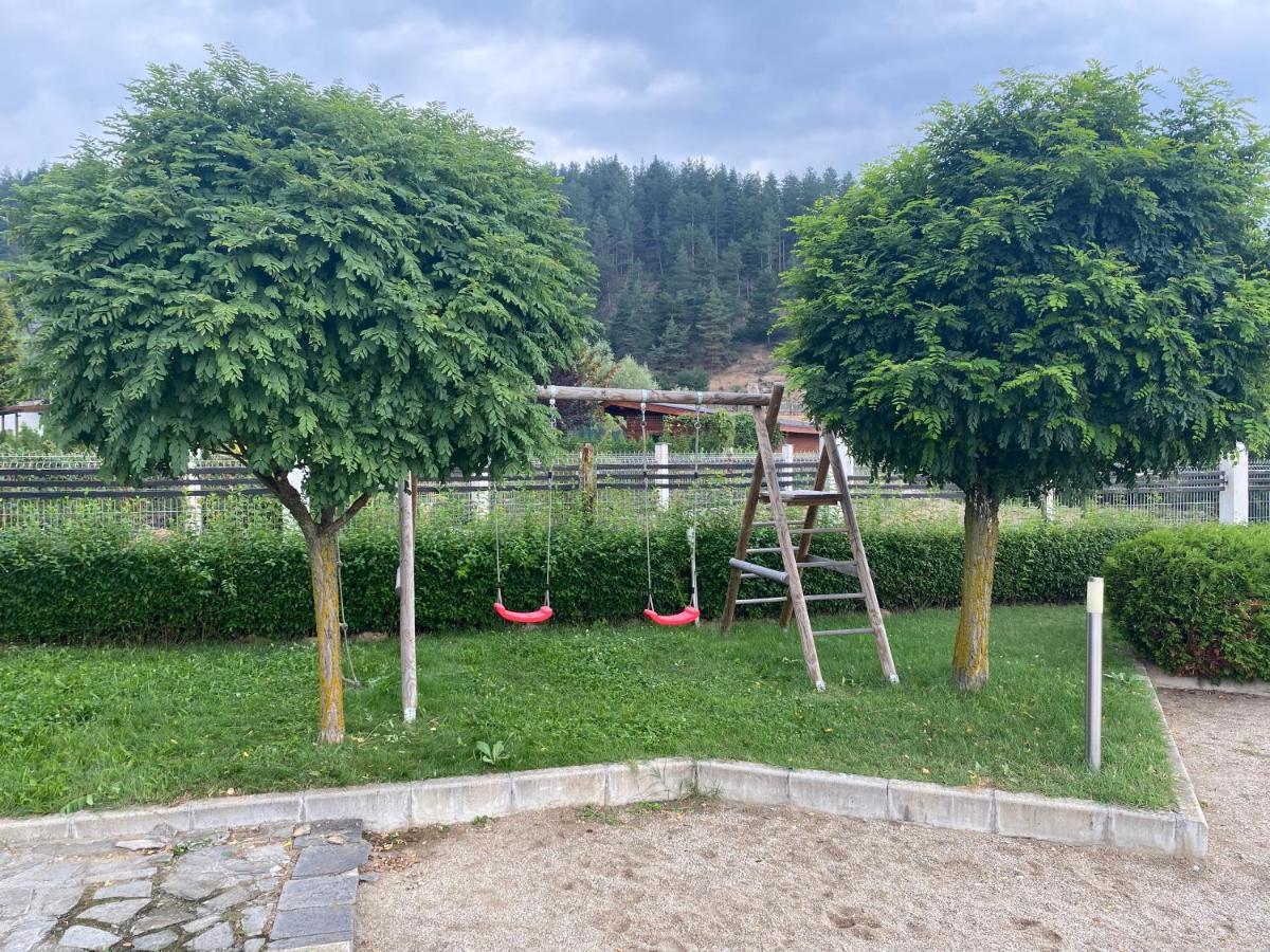 Cosy Studios With Mountain View Near Bansko ラズロク エクステリア 写真